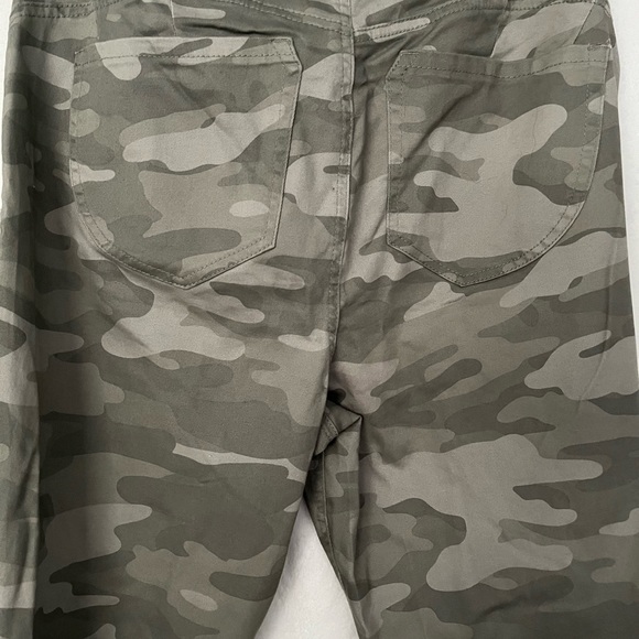 Gibson Latimer Camo jeans - Picture 4 of 5
